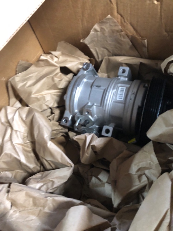 Photo 4 of UAC CO 11078C A/C Compressor