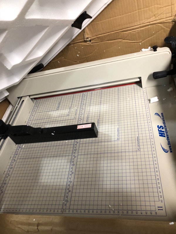 Photo 3 of HFS 17" Blade A3 Heavy Duty Guillotine Paper Cutter (A3-17'' Paper Cutter)