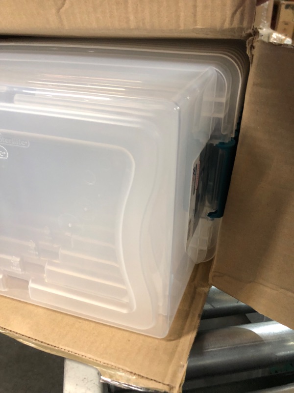 Photo 3 of **NONREFUNDABLE**FOR PARTS OR REPAIR**SEE NOTES**
Sterilite 17531712 15 Quart/14 Liter ClearView Latch Box, Clear with Sweet Plum Latches, 12-Pack 12-Pack 15 Quart Solid