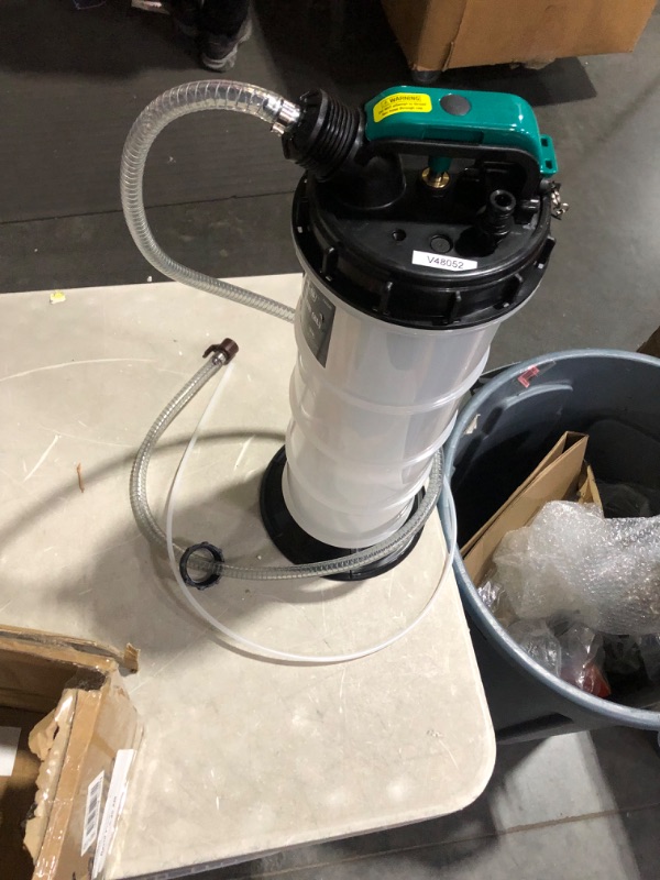 Photo 7 of ***USED - POSSIBLY MISSING PARTS - UNABLE TO TEST***
Estune 2 Gallon/7.5 L Manual Pneumatic Fluid Extractor, Automotive Oil Extractor