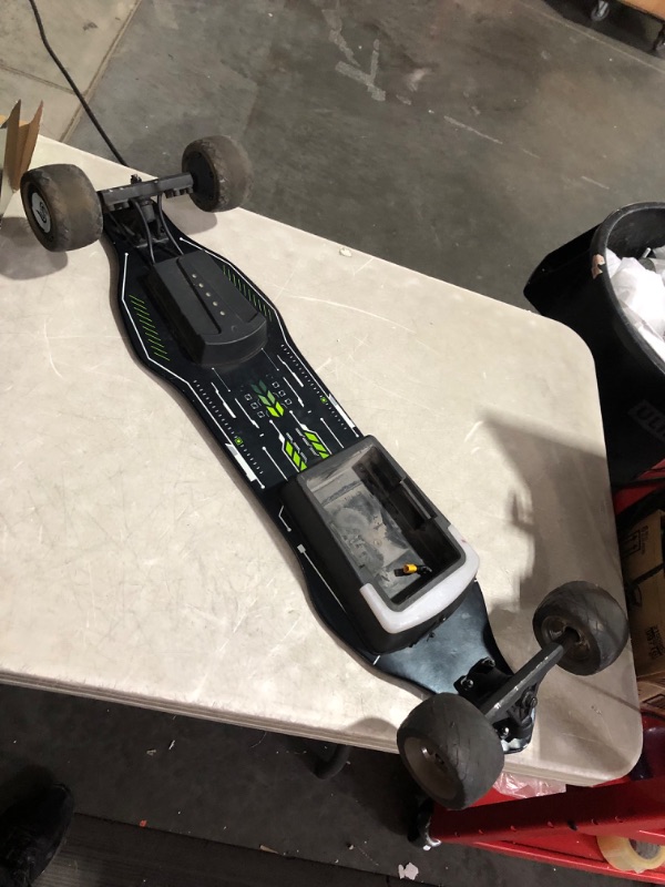 Photo 4 of **** PARTS ONLY ****
isinwheel V8 Electric Skateboard with Remote, 1200W/450W Brushless Motor