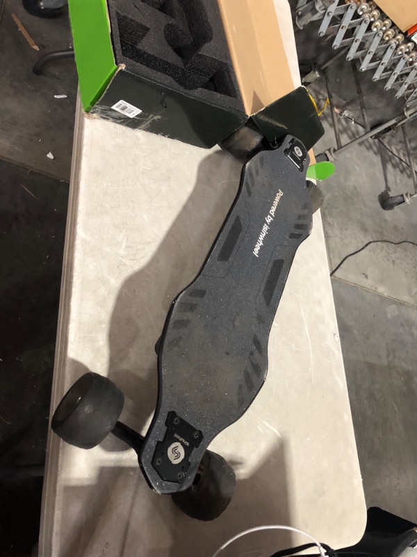 Photo 2 of **** PARTS ONLY ****
isinwheel V8 Electric Skateboard with Remote, 1200W/450W Brushless Motor