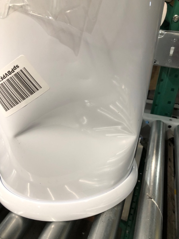 Photo 1 of **NONREFUNDABLE**FOR PARTS OR REPAIR**SEE NOTES**
Ubbi Steel Odor Locking, No Special Bag Required Money Saving, Awards-Winning, Modern Design, Registry Must-Have Diaper Pail, White