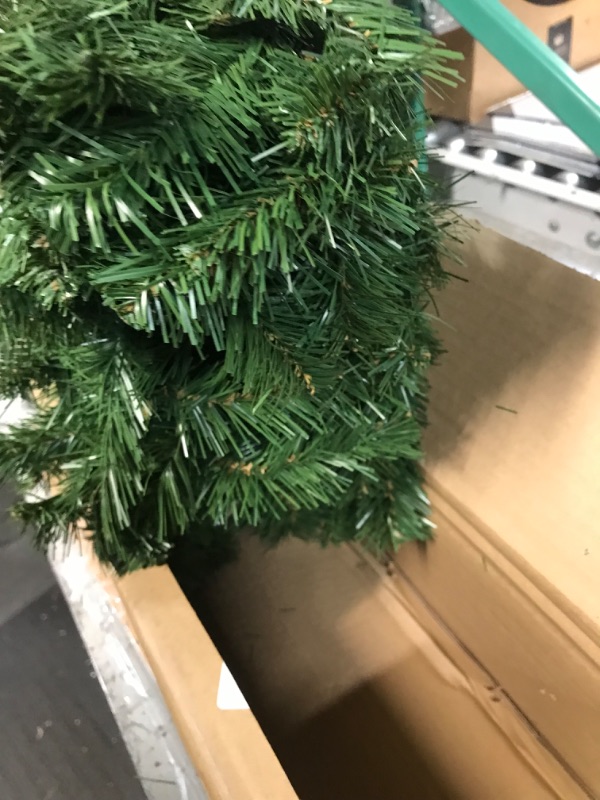 Photo 2 of ***USED - UNABLE TO TEST***
National Tree Company Pre-Lit Artificial Garland