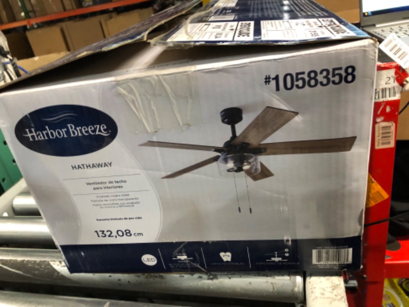 Photo 1 of **FOR PARTS Harbor Breeze 52-in Ceiling Fan (5-Blade)