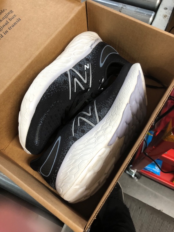 Photo 2 of (READ FULL POST) New Balance Women's Fresh Foam X 1080 V12 Running Shoe 10.5 X-Wide Black/Thunder/Violet Haze **SIZE 10.5