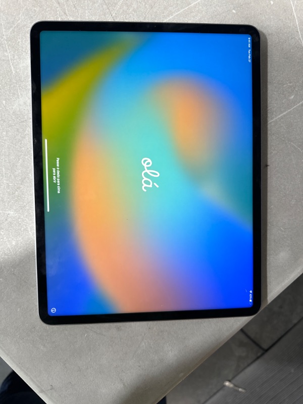 Photo 2 of Apple iPad Pro 12.9-inch (6th Generation): with M2 chip, Liquid Retina XDR Display, 256GB, Wi-Fi 6E, 12MP front/12MP and 10MP Back Cameras, Face ID, All-Day Battery Life – Space Gray WiFi 256 GB Space Gray