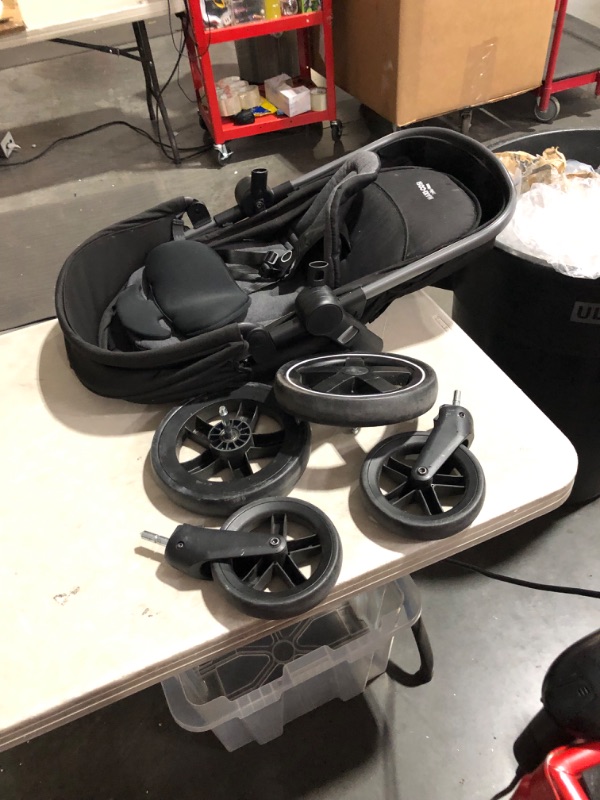 Photo 7 of ***USED - DIRTY - MISSING PARTS - SEE COMMENTS***
Maxi-Cosi Zelia2 Max Travel System with Mico Xp - Graphite