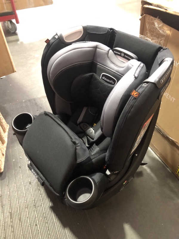 Photo 1 of ***USED - LIKELY MISSING PARTS - UNABLE TO VERIFY FUNCTIONALITY***
Evenflo Revolve360 Extend All-in-One Rotational Car Seat with Quick Clean Cover (Revere Gray)