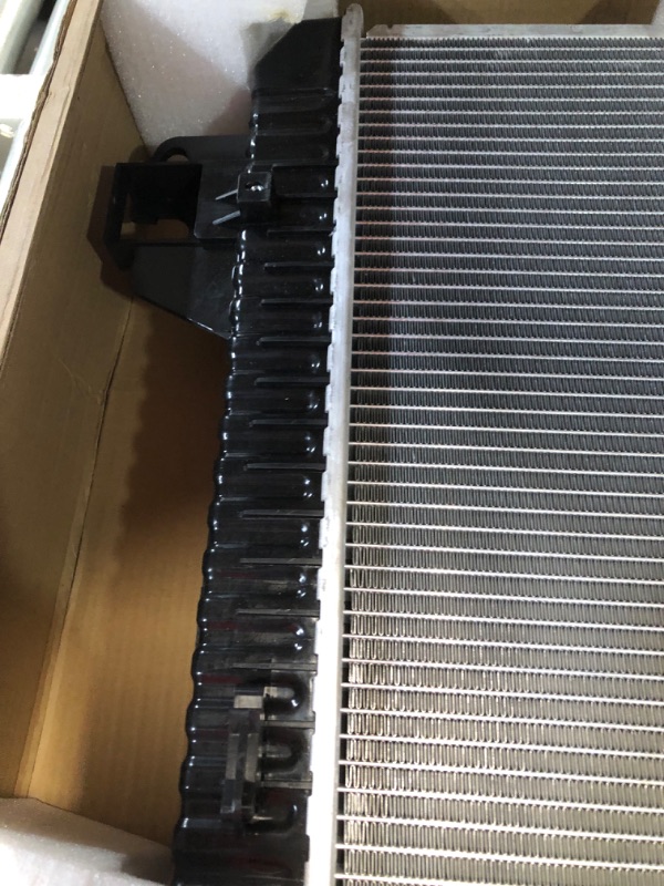 Photo 3 of Radiator Compatible with Liberty 2002-2006 3.7L CU2481