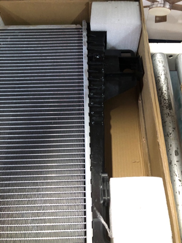 Photo 4 of Radiator Compatible with Liberty 2002-2006 3.7L CU2481