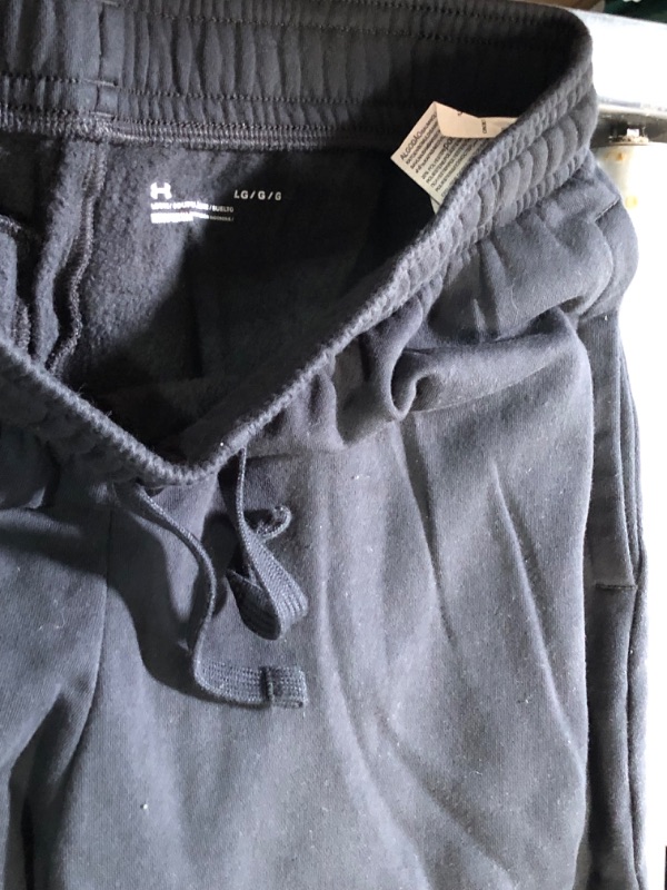 Photo 1 of clothing bundle