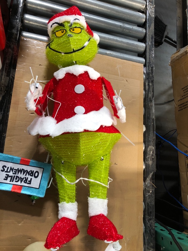 Photo 2 of * important * see clerk notes * 
Grinch The Grinch 29.92-in Licensed Yard Decoration with White LED Lights