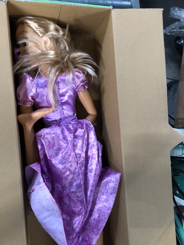 Photo 4 of * broken leg * see images *
Disney Princess Playdate Rapunzel Doll
