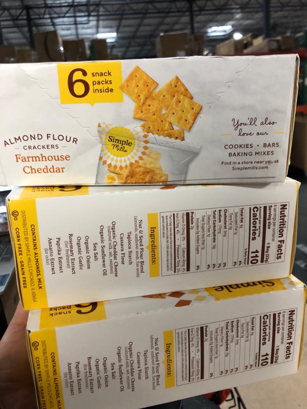 Photo 2 of ** 12/26/2023**Simple Mills Almond Flour Crackers, Farmhouse Cheddar Snack Packs - Gluten Free, Healthy Snacks, 4.9 Ounce (Pack of 1) Farmhouse Cheddar 4.9 Ounce (Pack of 1) bundle of  3 **