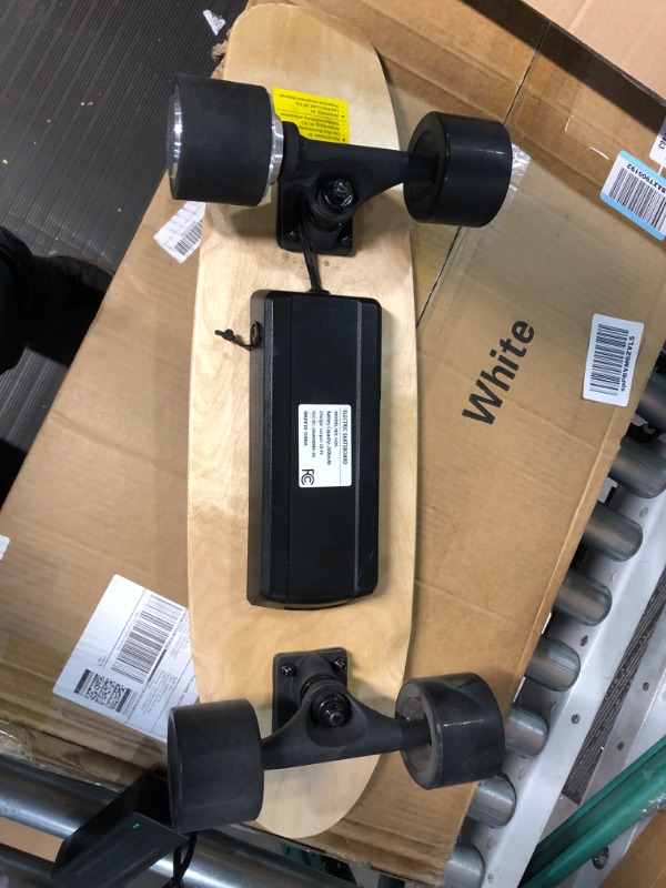 Photo 5 of 
Electric Skateboard Complete with Wireless Remote Control 350W Motor