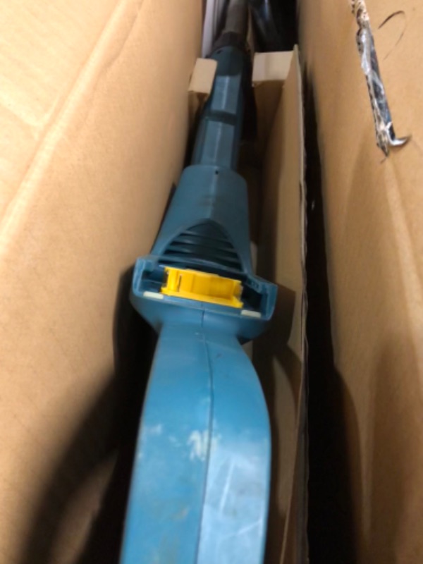 Photo 2 of **NON-FUNCTIONAL**FOR PARTS ONLY**
Makita XRU02Z 18V LXT Lithium-Ion Cordless String Trimmer, Tool Only, (Battery Not Included)