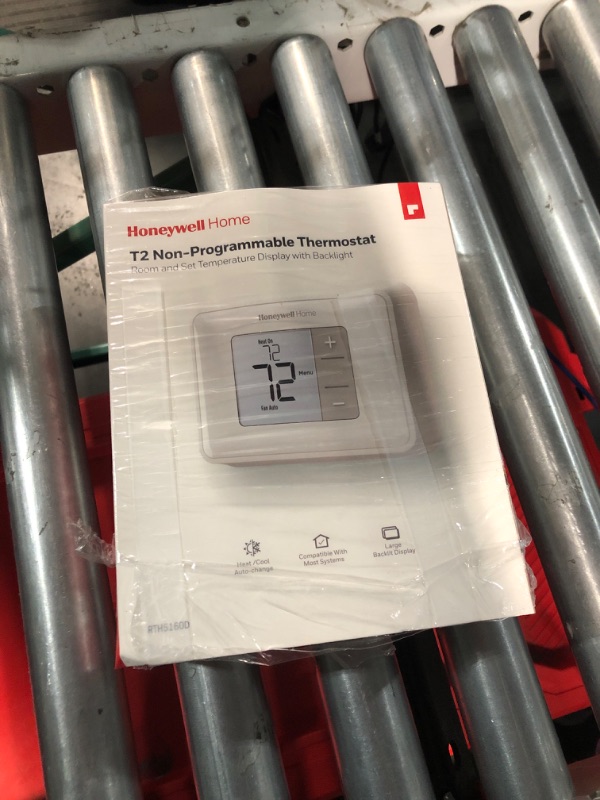 Photo 2 of Honeywell Home RTH5160D 24-Volt Electronic Non-Programmable Thermostat