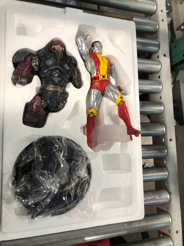 Photo 3 of Diamond Select Toys Marvel Premier Collection: Colossus Resin Statue, Multicolor, 16 inches