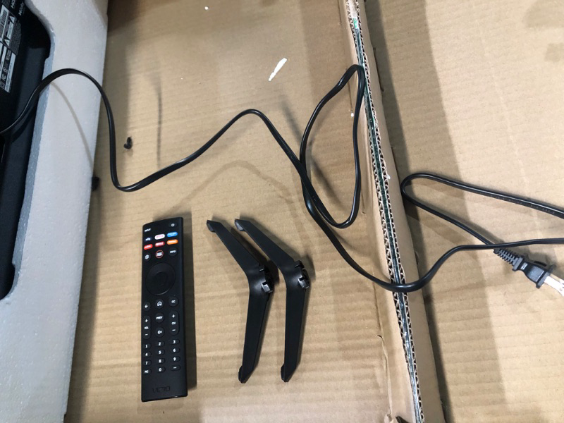 Photo 3 of * cracked screen * sold for parts * 
VIZIO 24-inch D-Series Full HD 1080p Smart TV with Apple AirPlay and Chromecast Built-in, Alexa Compatibility