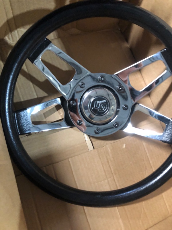 Photo 4 of Grant 440 Challenger Chrome Steering Wheel