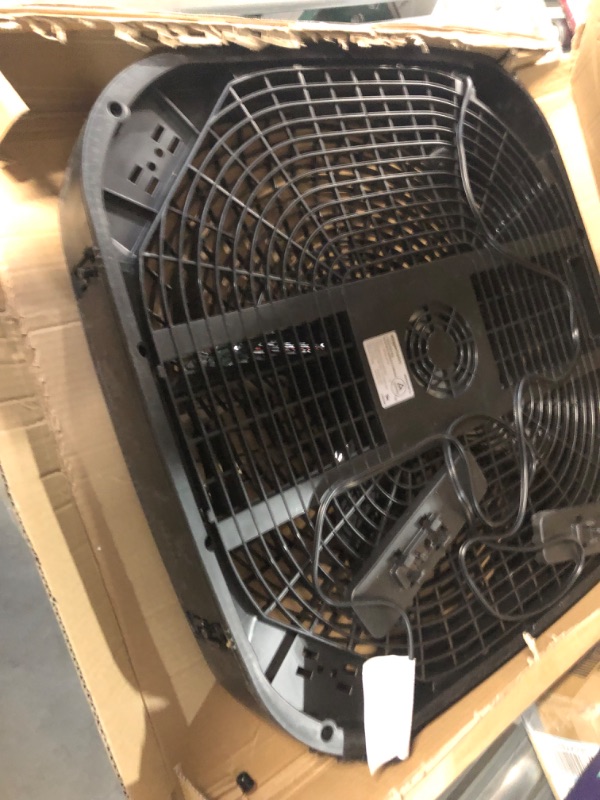 Photo 4 of Amazon Basics 3 Speed Box Fan, 20-Inch 20-inch Box Fan