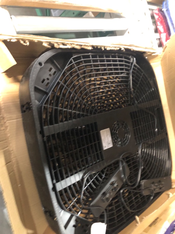 Photo 3 of Amazon Basics 3 Speed Box Fan, 20-Inch 20-inch Box Fan