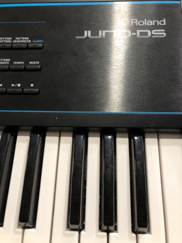 Photo 3 of [READ NOTES]
Roland JUNO-DS 61-Key Lightweight Synth-Action Keyboard with Pro Sounds 61 Keys