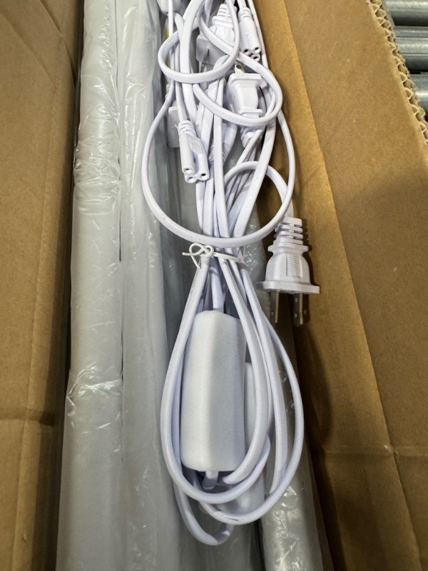 Photo 1 of **MINOR DAMAGE SEE NOTES**
SHINESTAR 12-Pack Linkable LED Shop Light 4FT, 20w 2200LM 6500K Super Bright White