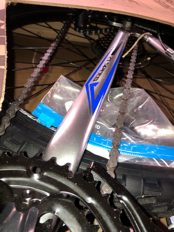 Photo 1 of Mongoose Mountain-Bicycles Flatrock Silver 17-Inch Frame