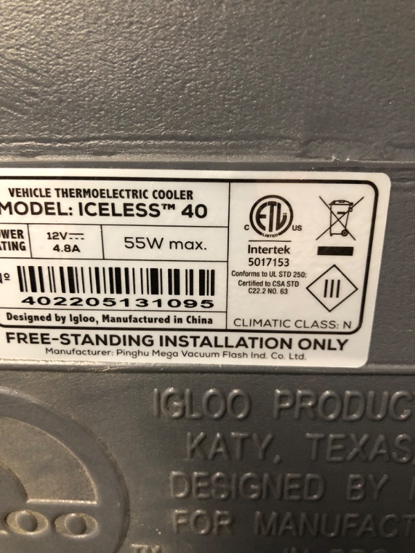 Photo 6 of **Power cord is damaged*unable to test 
Igloo Thermoelectric Iceless 28-40 Qt Electric Plug-in 12V Coolers 40 Qt Iceless Gray