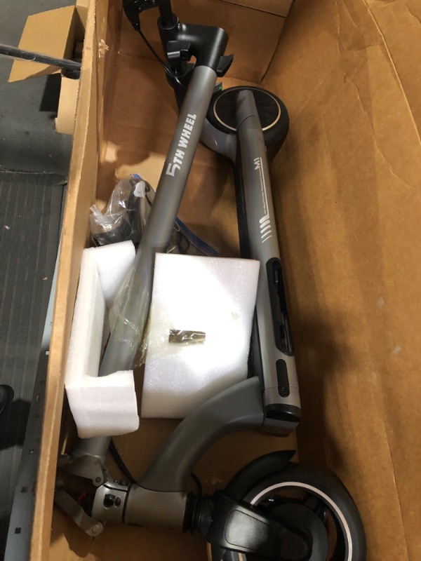 Photo 2 of ***USED - POSSIBLY MISSING PARTS - POWERS ON***
5TH WHEEL M1 Electric Scooter - 13.7 Miles Range & 15.5 MPH, 500W Peak Motor