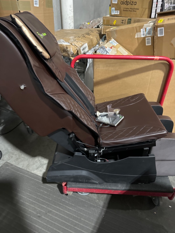 Photo 4 of **NON-REFUNDABLE*FOR PARTS ONLY*SEE NOTES*NON-FUNCITONAL
Real Relax 2024 Massage Chair of Dual-core S Track, Full Body Massage of Zero Gravity with APP Control, Brown