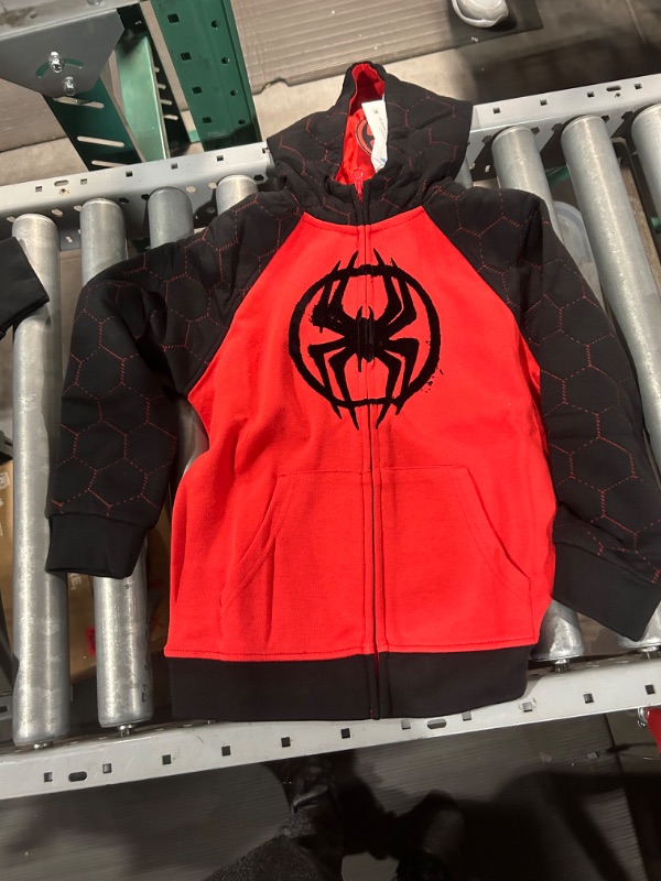 Photo 2 of Children's Spider man Hoodie (6/7) *STOCK PHOTO REF. ONLY