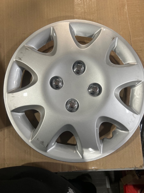 Photo 2 of KT FOUR ABS Plastic Silver Colored Hubcap - 14 Inch Diameter