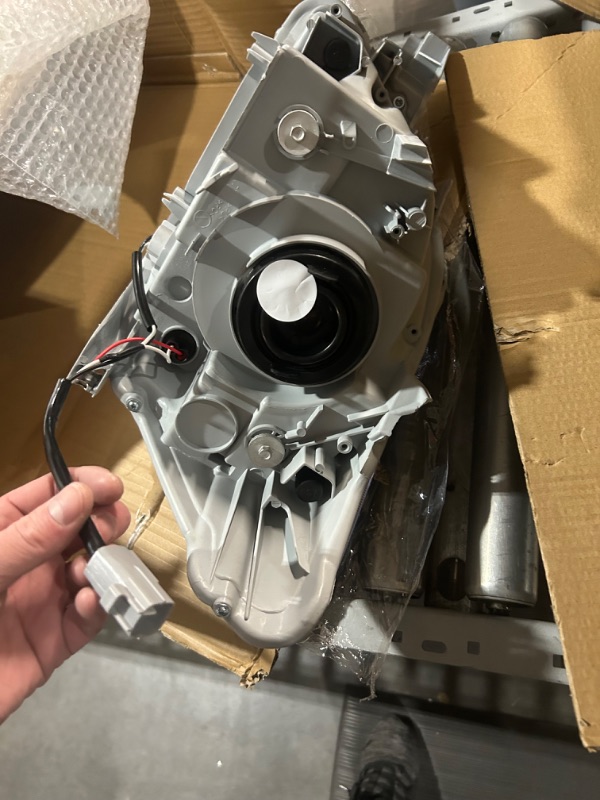 Photo 1 of BLACKHORSE-RACING Headlight Set Left and Right Compatible for Toyota Yaris Sedan 2007 2008 2009 2010 2011, Replaces OE number 8117052A80, 8113052A90