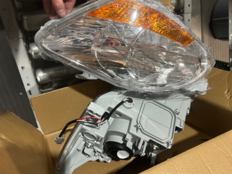 Photo 1 of BLACKHORSE-RACING Headlight Set Left and Right Compatible for Toyota Yaris Sedan 2007 2008 2009 2010 2011, Replaces OE number 8117052A80, 8113052A90