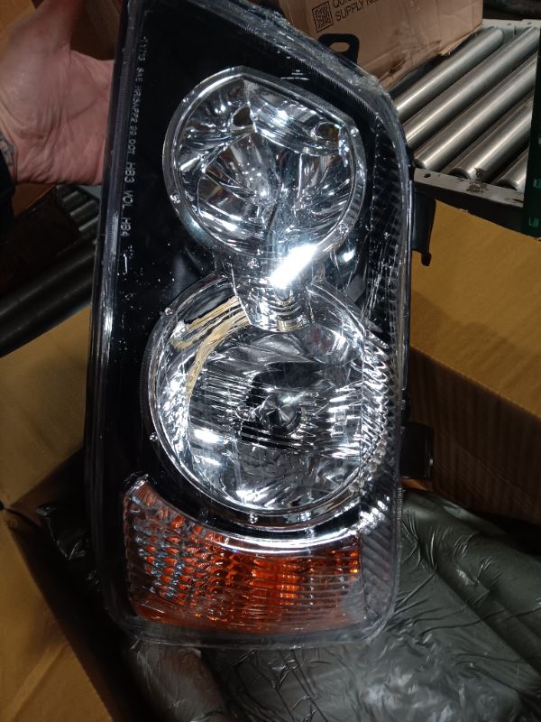 Photo 2 of Dorman 1592026 Passenger Side Headlight Assembly Compatible with Select Toyota Models **NON REFUNDABLE**