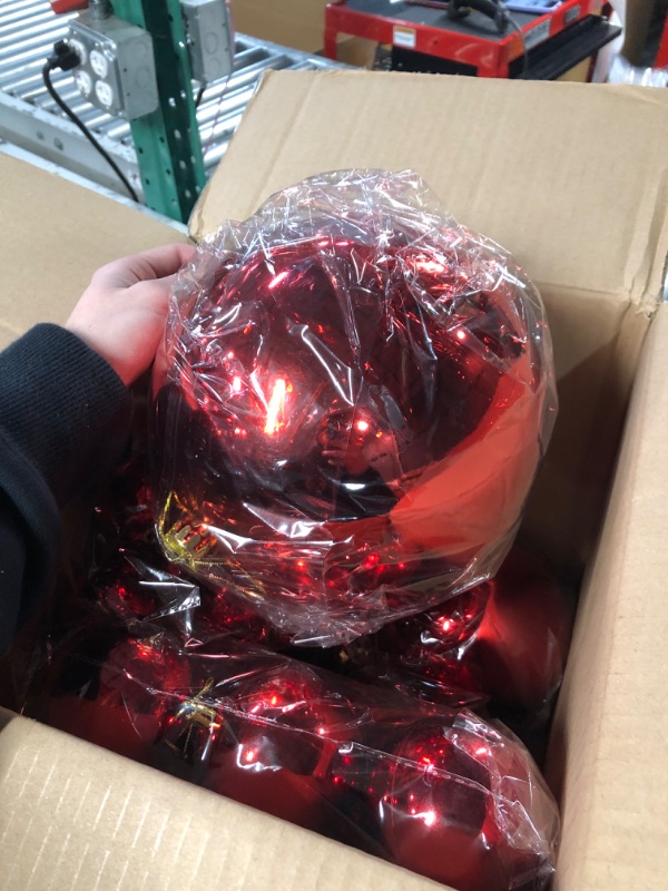 Photo 1 of 24 Pcs Oversized Christmas Ornaments Giant Christmas Plastic Balls Bulk 8", 6", 3"