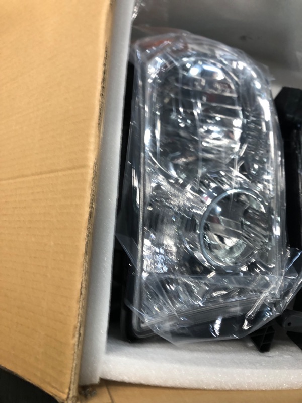 Photo 4 of **SEE NOTES/DAMAGED**
AUTOSAVER88 Headlight Assembly Compatible with 2007-2013 Tundra /2008-2017 Sequoia 