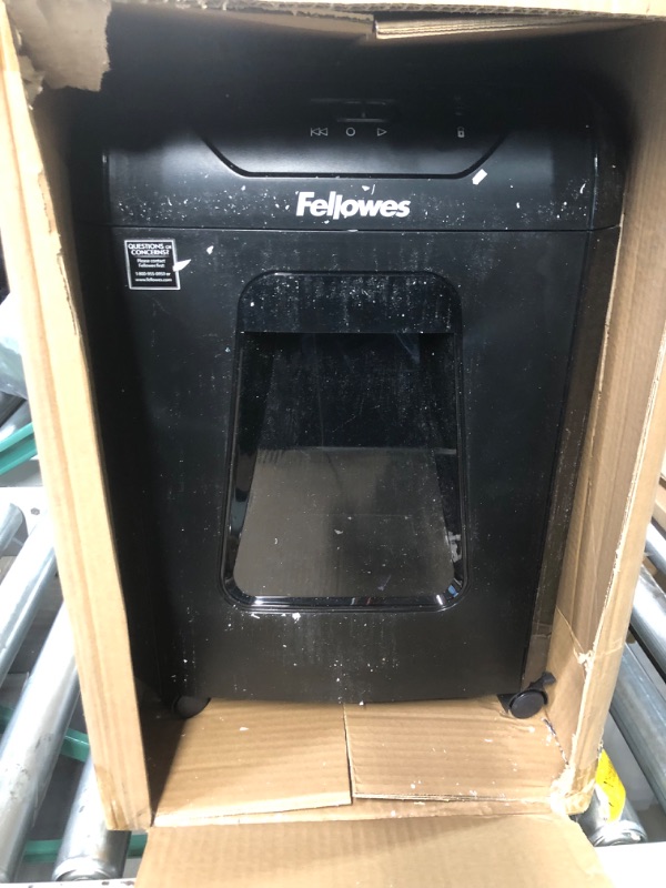 Photo 4 of Fellowes 12C15 12 Sheet Cross-Cut Paper Shredder