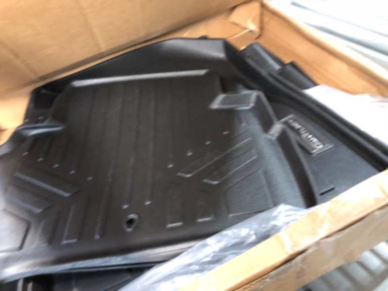 Photo 3 of MAXLINER Custom Floor Mats Set (Both Rows 1pc) Black Compatible with 2019-2022 Ram 2500/3500 Crew Cab with 1st / 2nd Row Bench Seat