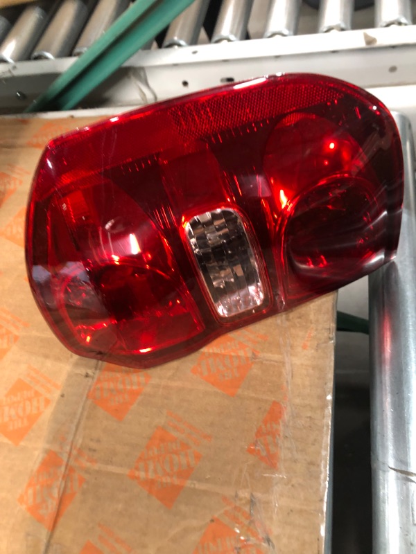 Photo 2 of * SEE NOTES * Dorman 1611386 Passenger Side Tail Light Assembly Compatible with Select Nissan Models