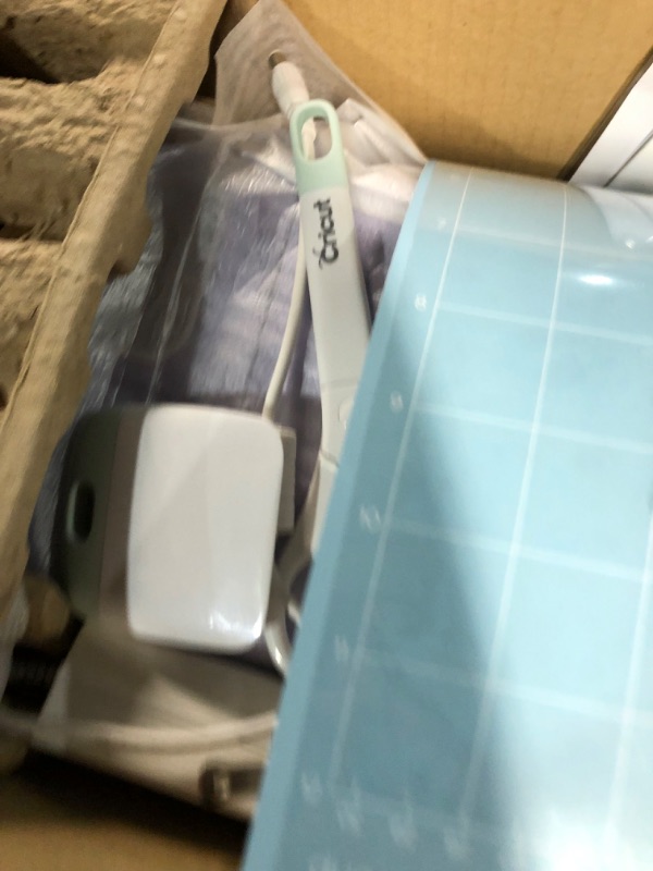 Photo 1 of Cricut Explore Air 2 Lilac Machine Bundle - Beginner Guide, Tool Kit, Vinyl Pack, Designs & Project Inspiration Lilac Tools & Vinyl1014298072