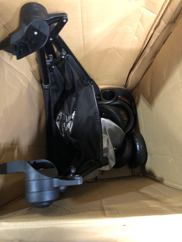 Photo 4 of ***USED - DIRTY - POSSIBLY MISSING PARTS***
Evenflo Pivot Modular Travel System With SafeMax Car Seat Only Travel System Casual Grey