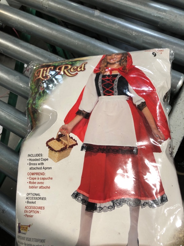 Photo 4 of Halloween Deluxe Lil' Red Riding Hood Teen Costume