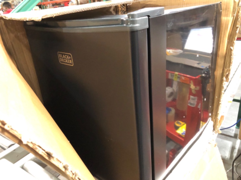 Photo 3 of ***NOT FUNCTIONAL - DOES NOT POWER ON - DENTED AND SCRATCHED _ SEE PICTURES***
BLACK+DECKER BCRK17B Refrigerator Energy Star Mini Fridge with Freezer, 1.7 Cubic Feet