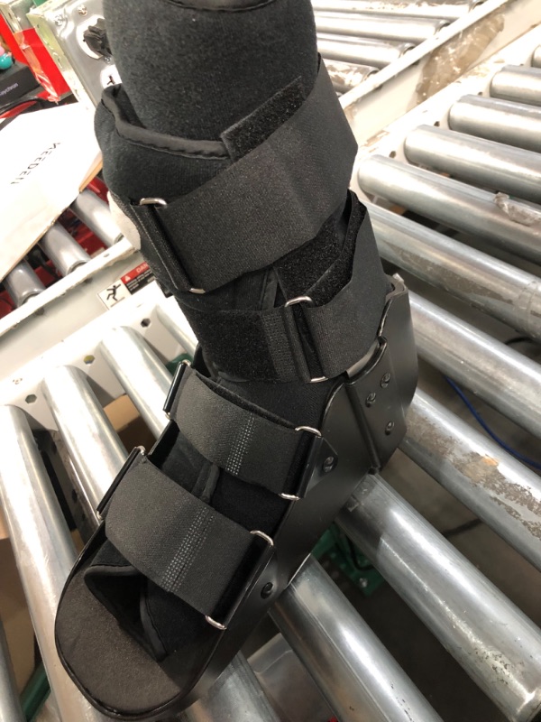 Photo 3 of kefit Walking Boot Fracture Boot for Broken Foot, Sprained Ankle-Large L Boot-002