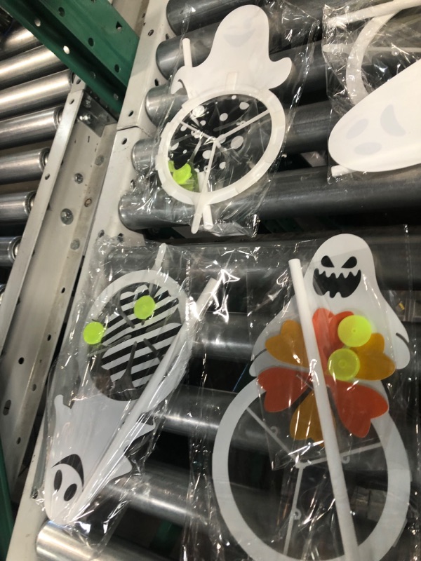 Photo 1 of *USED* 6 Pack Outdoor Halloween Decorations