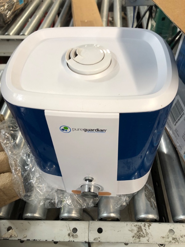 Photo 2 of * used * needs to be cleaned * see images * 
Pure Guardian H1175WCA Ultrasonic Cool Mist Humidifier